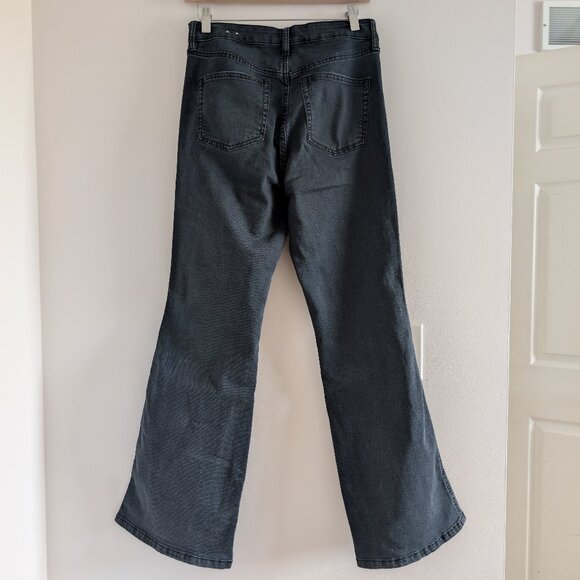 3/$30 Flaire high waist petit jeans - Picture 6 of 6